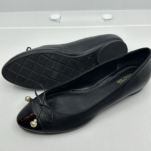 BN Michael Kors Gia bow pearl embellished black leather ballet flat shoes, Sz7.5 - Picture 7 of 10